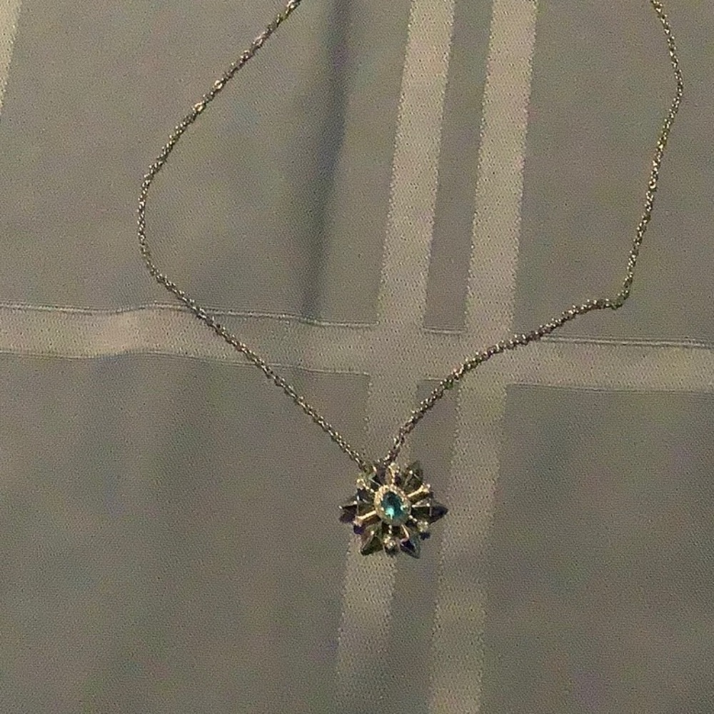 Women’s Necklace